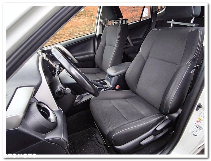 Toyota RAV4 2.0 D-4D 4x2 Start-Stop Executive - 30