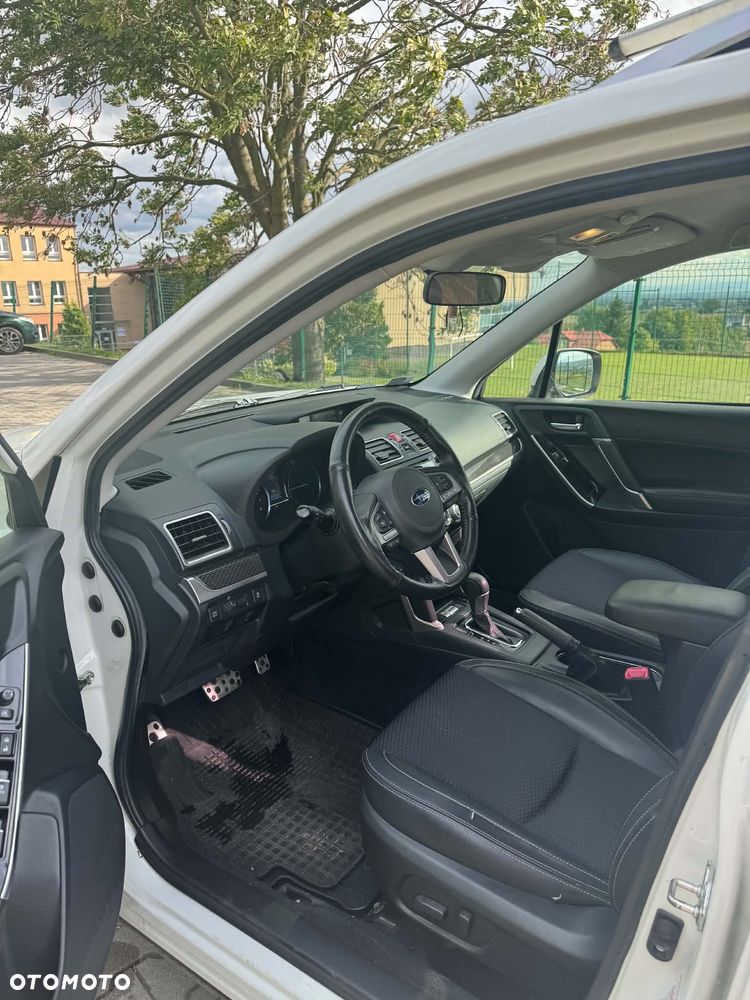 Subaru Forester 2.0 i Exclusive (EyeSight) Lineartronic - 16