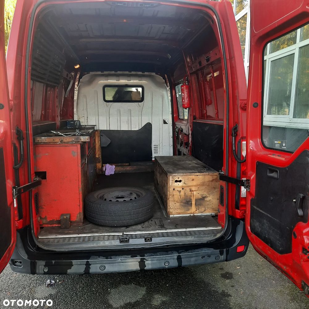 Renault Master FWD dCi MR'10 E4 3,3t - 9