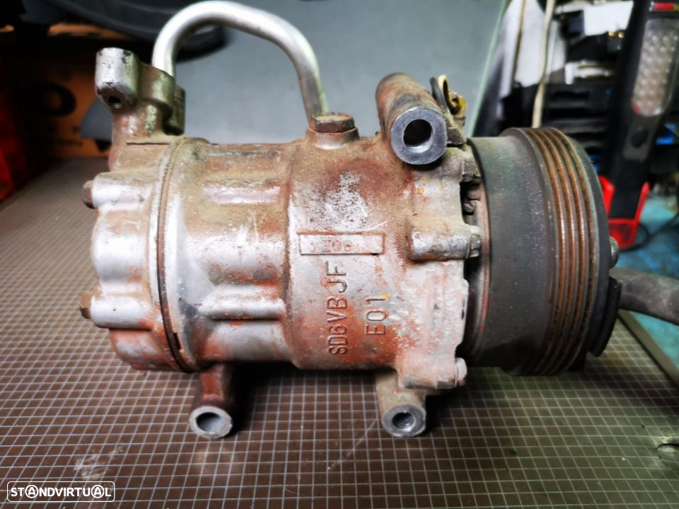 RENAULT CLIO 2002 1.2 COMPRESSOR DE A.C AC011 - 2