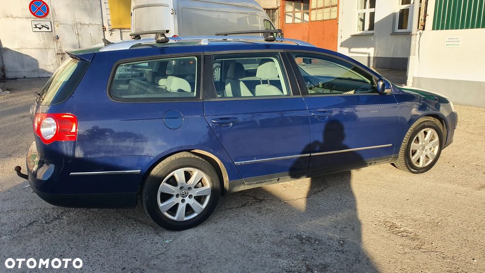 Volkswagen Passat 2.0 TDI Comfortline Optimum DSG - 32