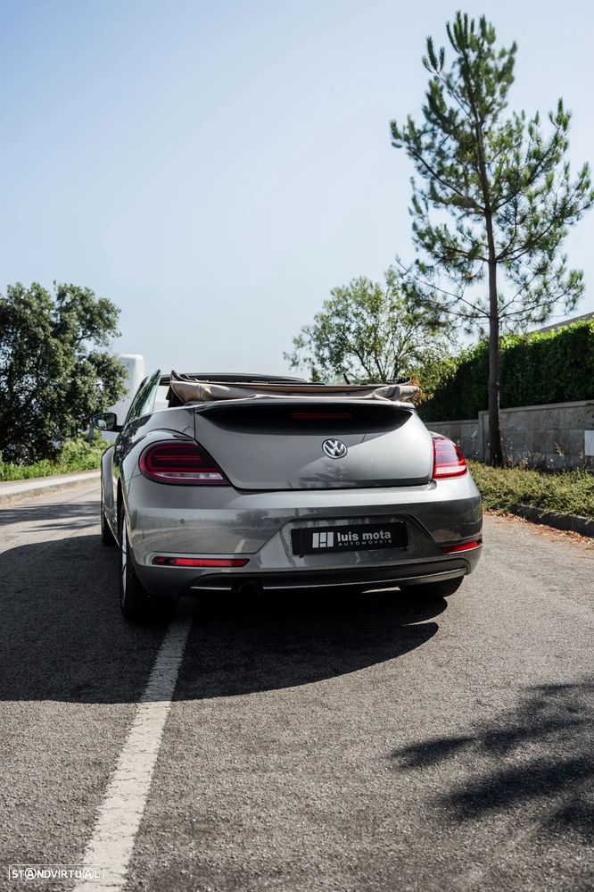 VW New Beetle Cabriolet 1.2 TSI DSG - 17