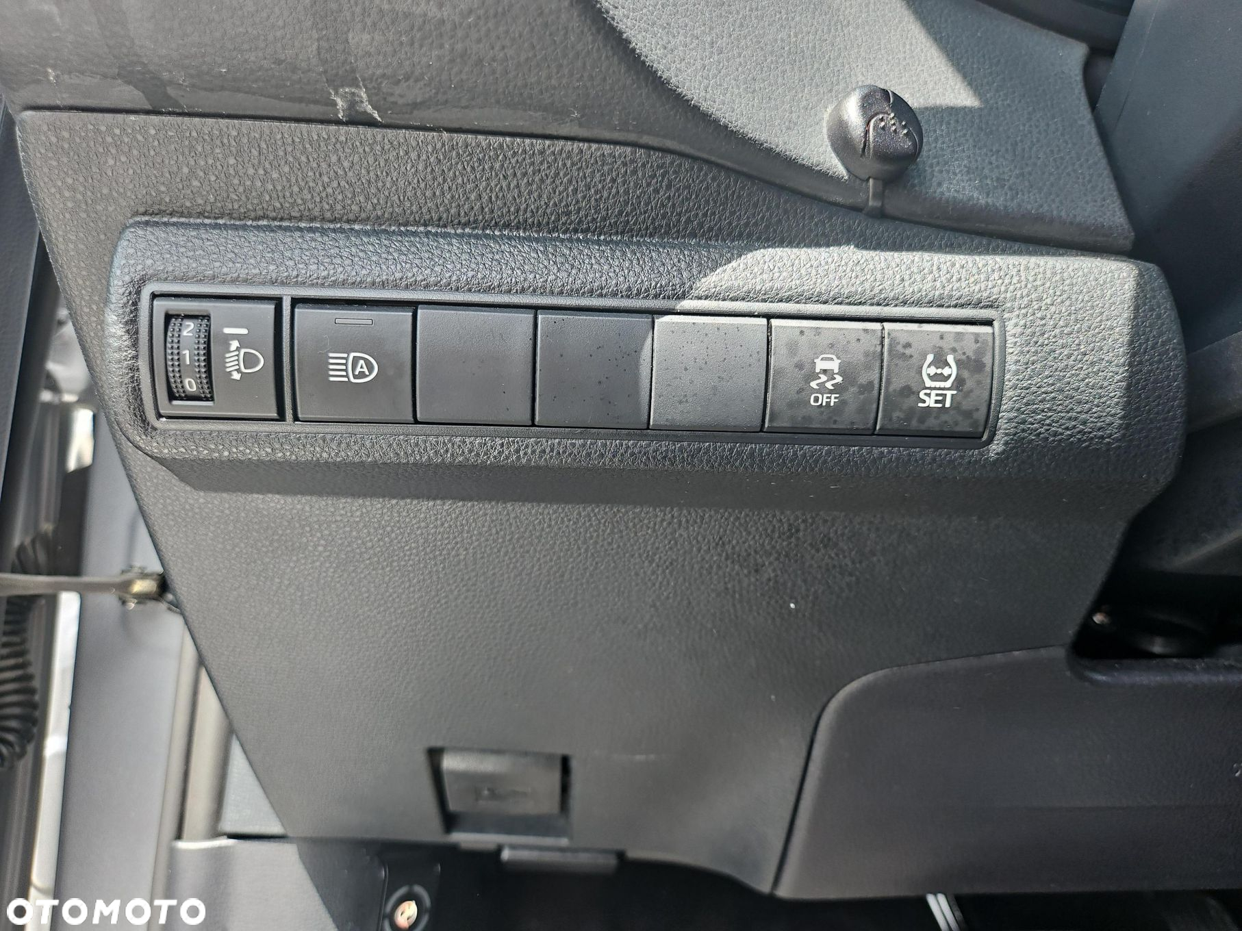 Toyota Corolla - 21