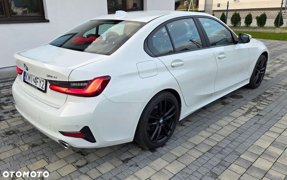 BMW Seria 3 318i Advantage - 29