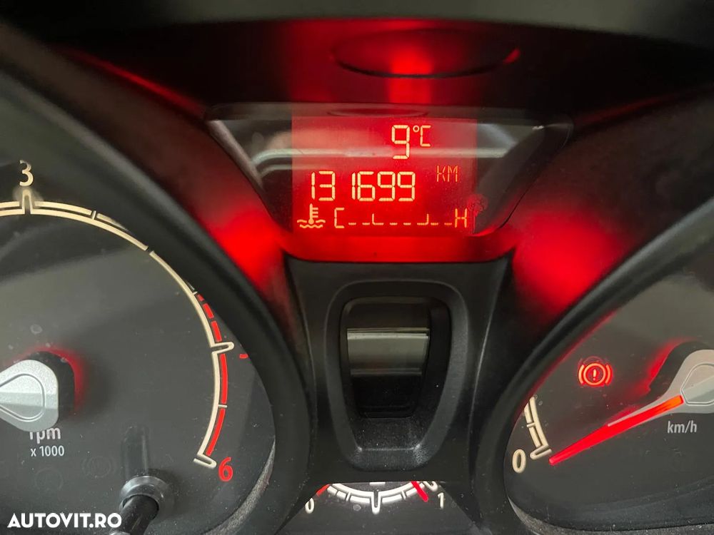 Ford Fiesta - 7