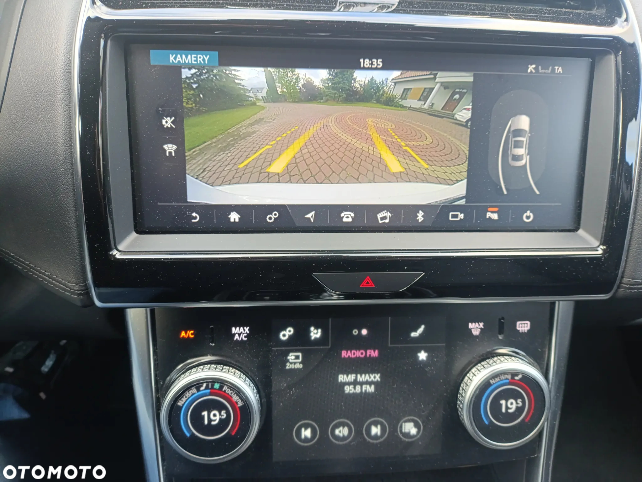 Jaguar XE 2.0 D AWD Prestige - 15