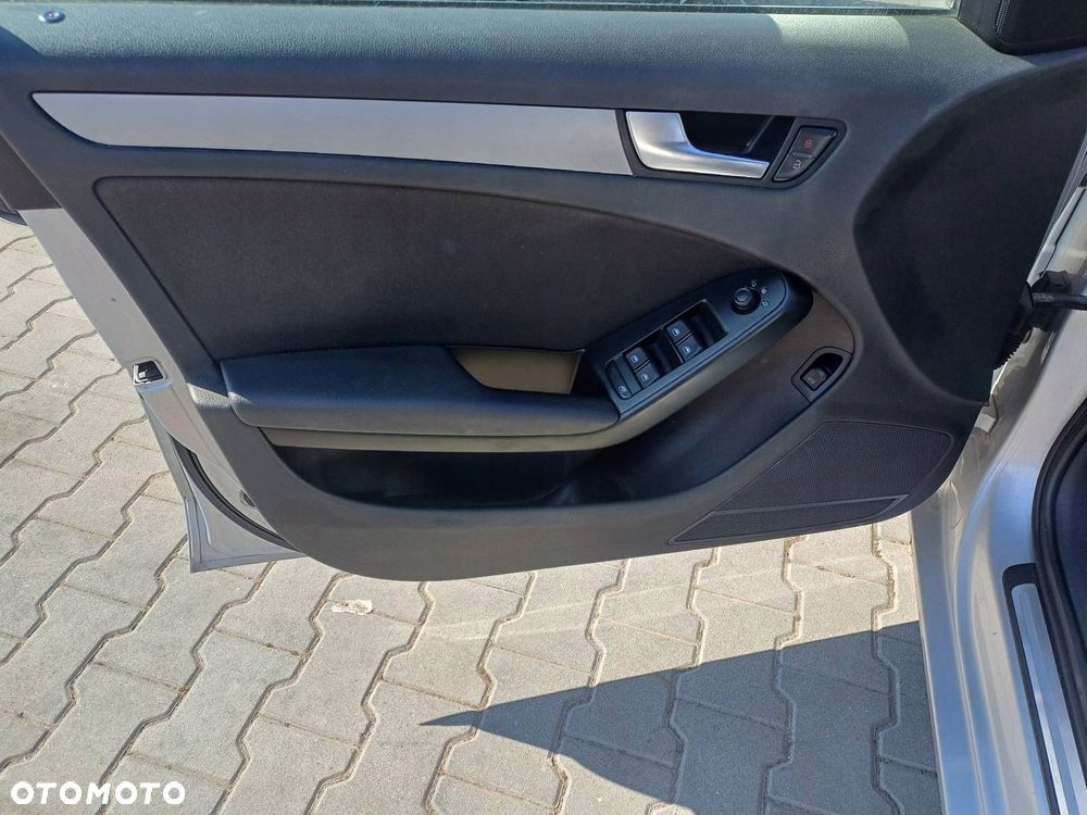 FOTELE KOMPLET LEWY PRAWY KANAPA TYŁ + BOCZKI AUDI A4 B8 SEDAN - 3
