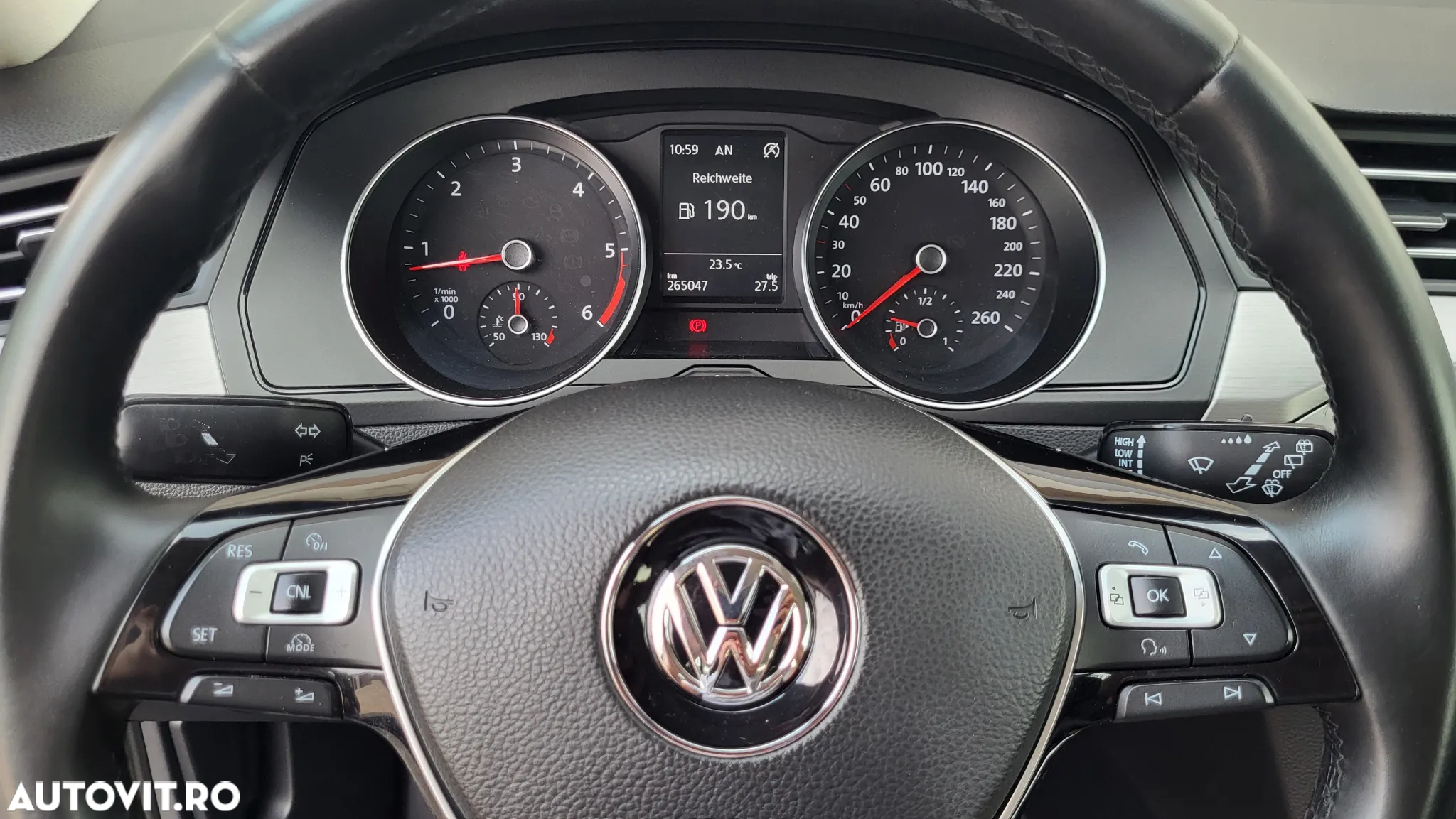 Volkswagen Passat Variant 2.0 TDI (BlueMotion Technology) Comfortline - 38