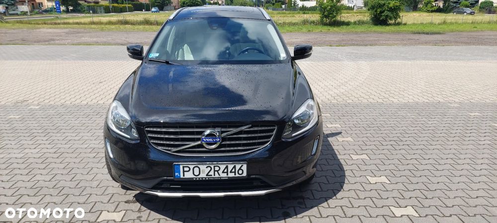 Volvo XC 60 D4 Drive-E Ocean Race - 3