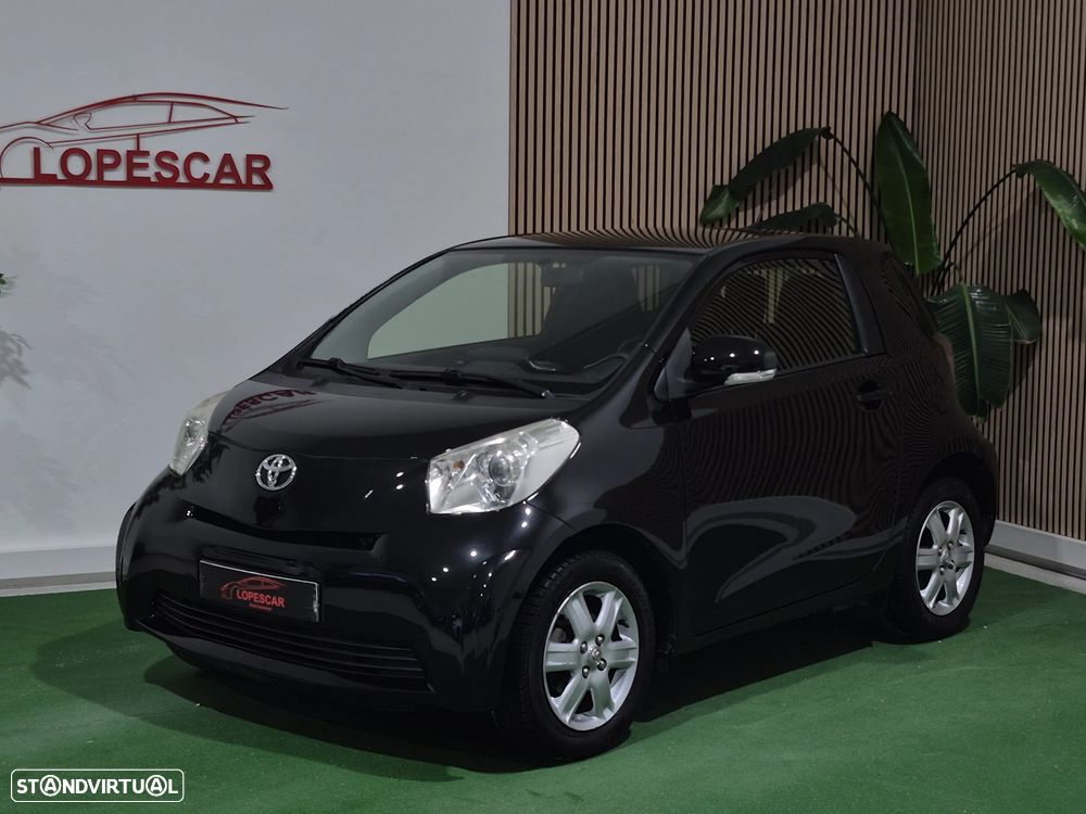 Toyota iQ 1.0 VVT-i - 1
