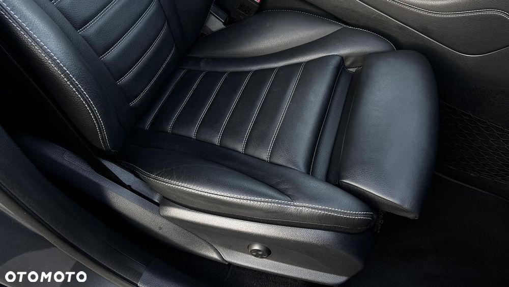 Mercedes-Benz GLC - 26