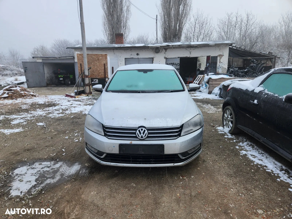 Aripi Aripa Stanga Dreapta Vw Passat B7 An 2010-2011-2012-2013-2014 Intacte Motor 1.6 Tdi Cod CAY Cutie Manuala 6+1 - Dezmembrari Arad