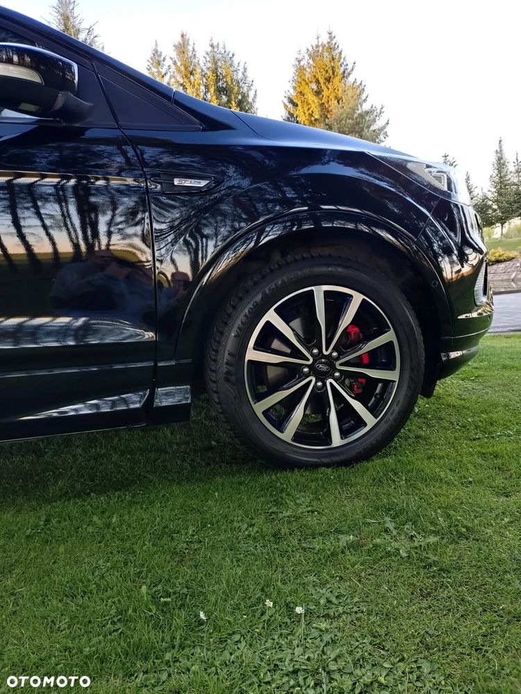 Ford Kuga 2.0 TDCi 4x4 ST-Line - 23