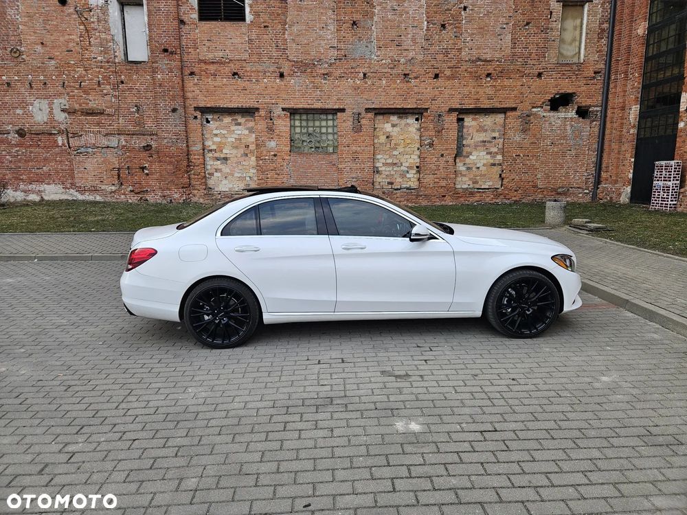 Mercedes-Benz Klasa C 300 7G-TRONIC - 6