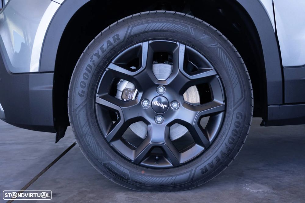 Jeep Avenger 1.2 e-Hybrid Altitude DCT - 13