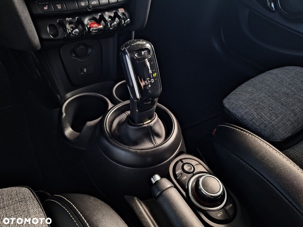 MINI Cooper - 26