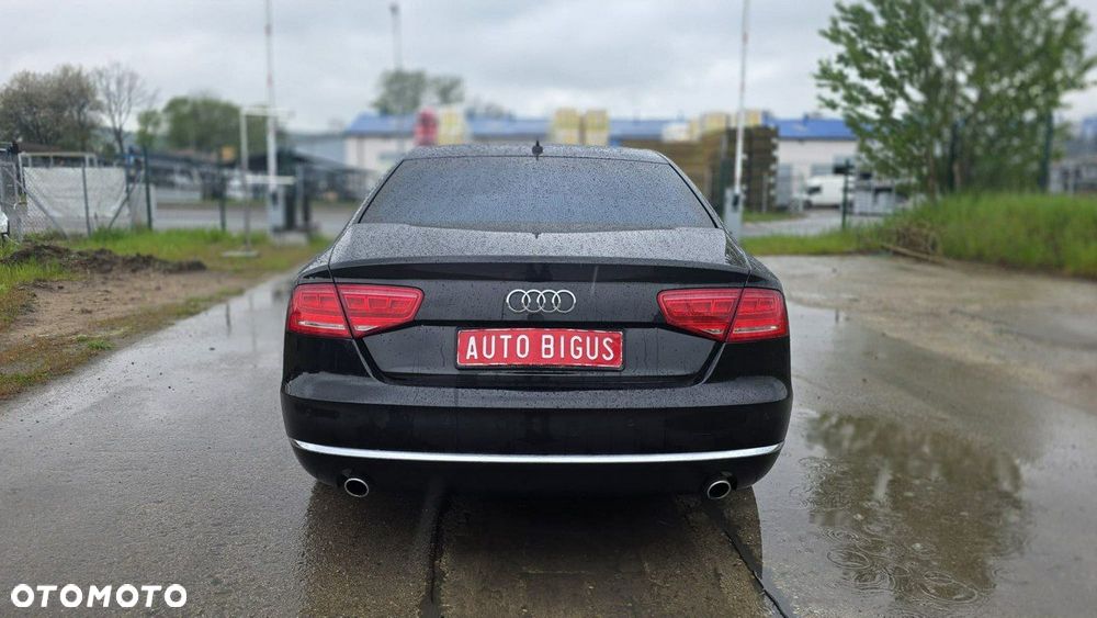Audi A8 - 8