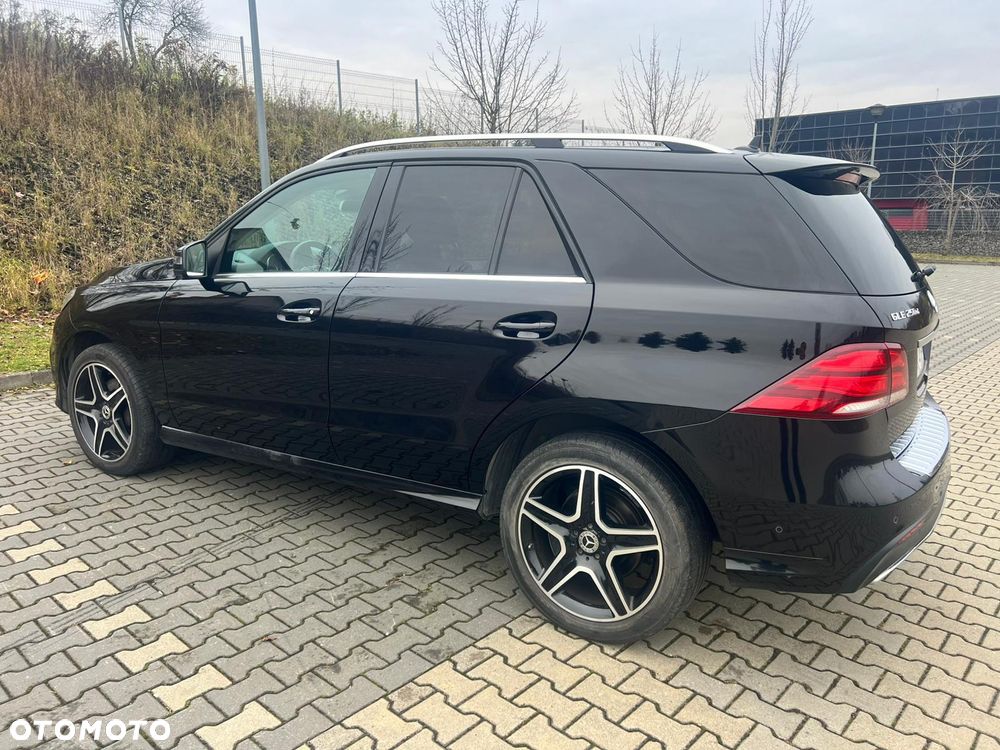 Mercedes-Benz GLE 250 d 4-Matic - 13