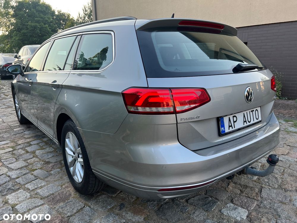 Volkswagen Passat - 3