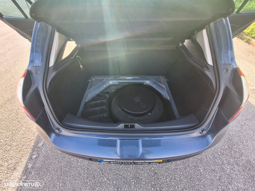 Renault Mégane 1.5 dCi Limited SS - 9