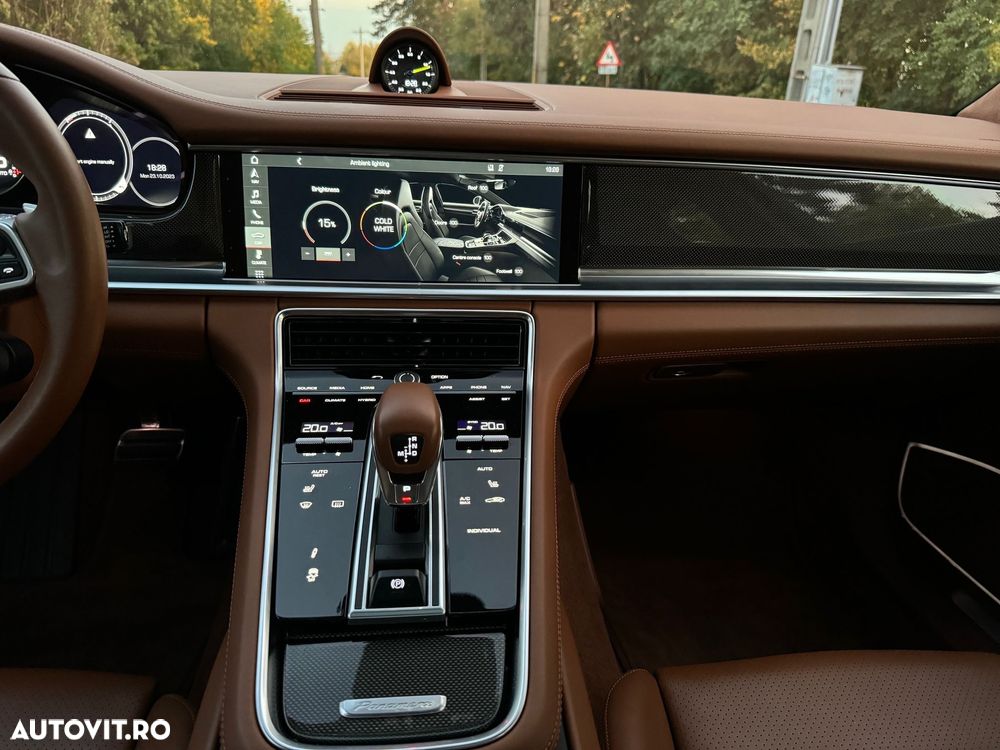 Porsche Panamera 4 E-Hybrid - 14