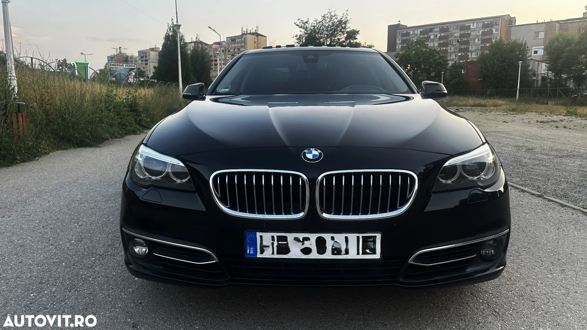 BMW Seria 5 525d Luxury Line - 12