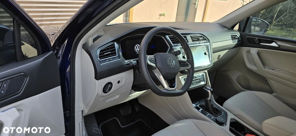 Volkswagen Tiguan 2.0 TSI 4Mot Elegance DSG - 9