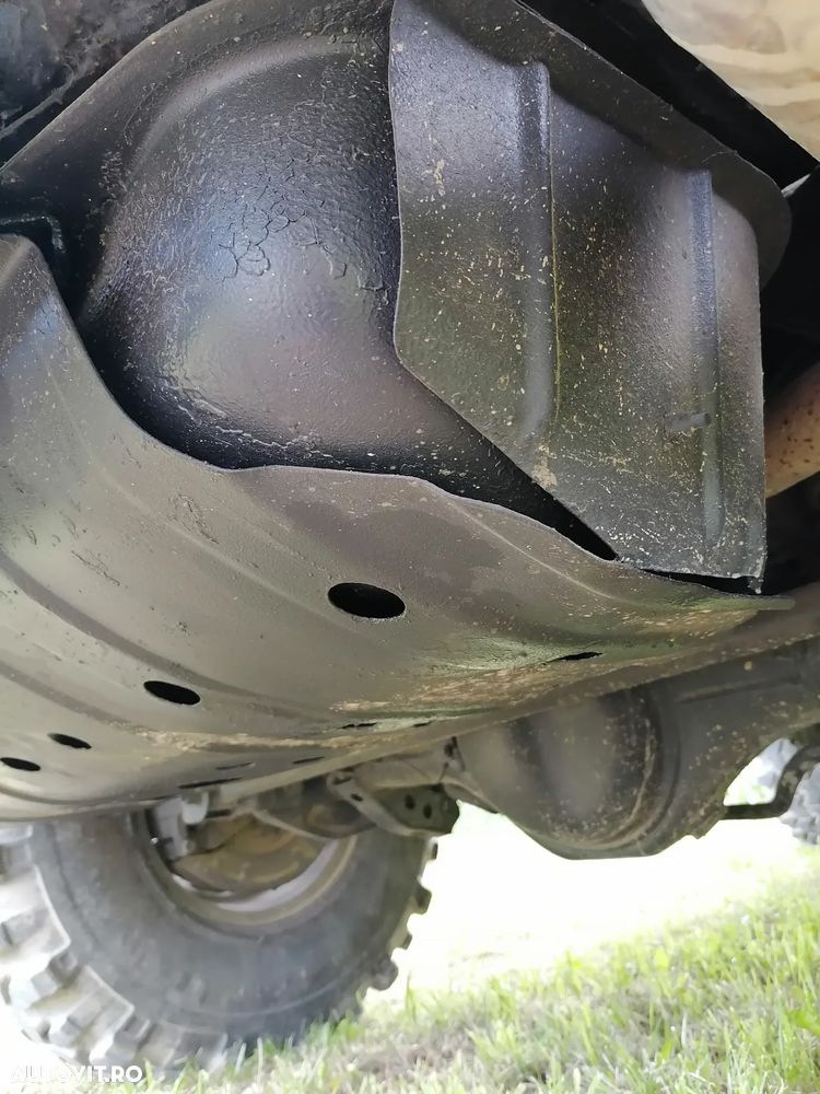 Mitsubishi Pajero - 5