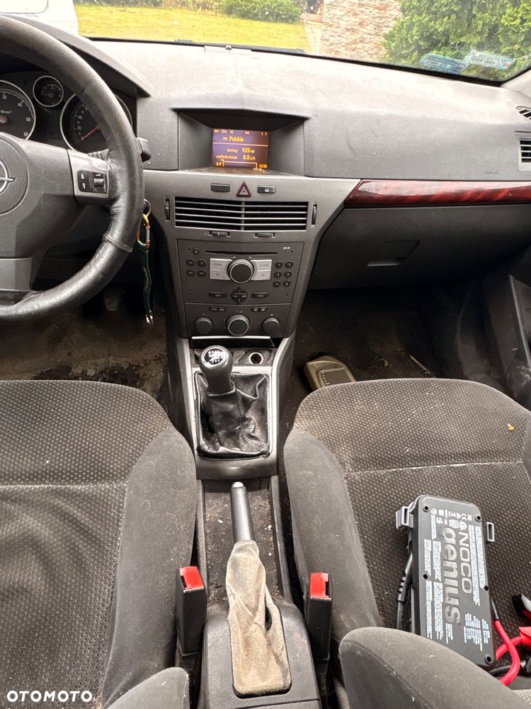 Opel Astra 1.9 CDTI Edition - 11