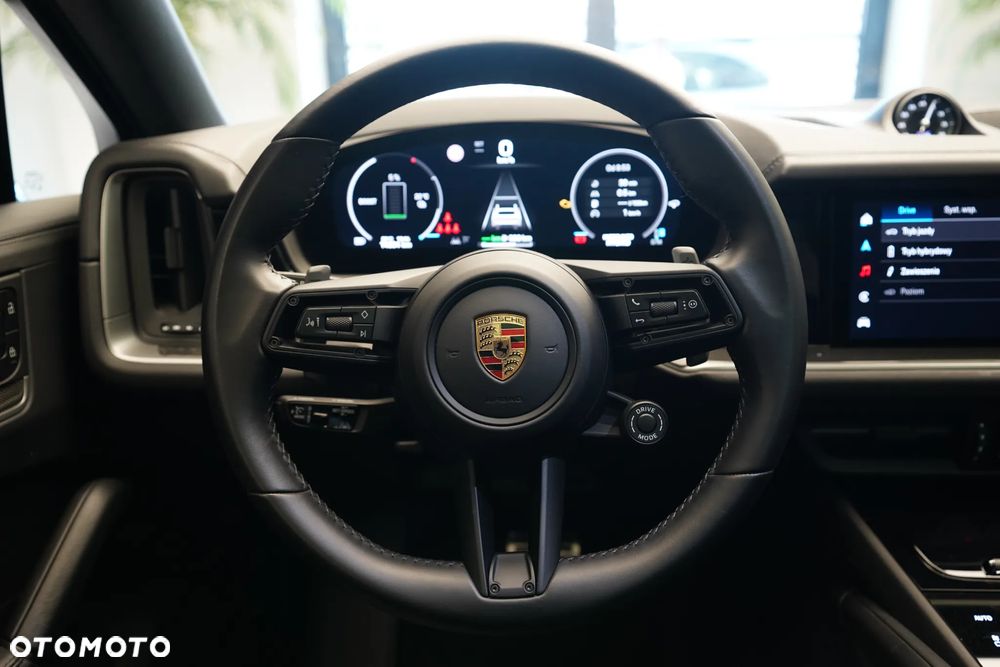 Porsche Cayenne - 15