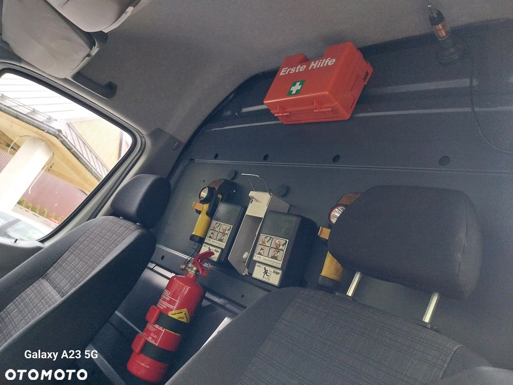 Mercedes-Benz Sprinter - 21