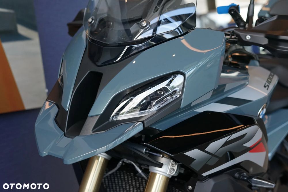 BMW XR - 10