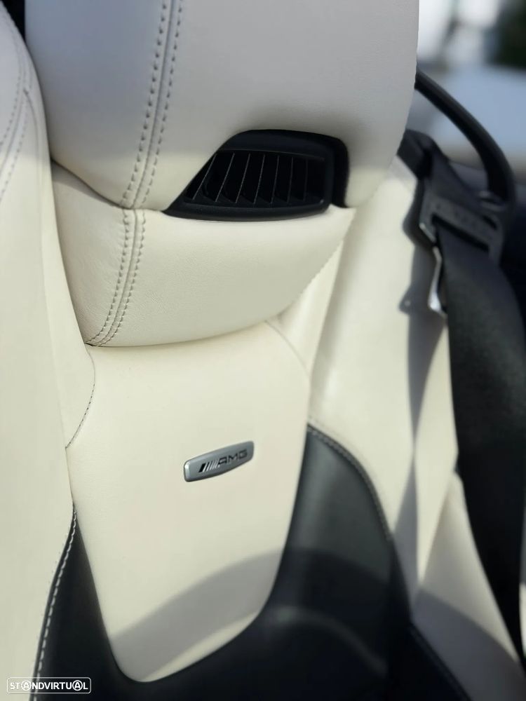Mercedes-Benz SLK 55 AMG Standard - 15