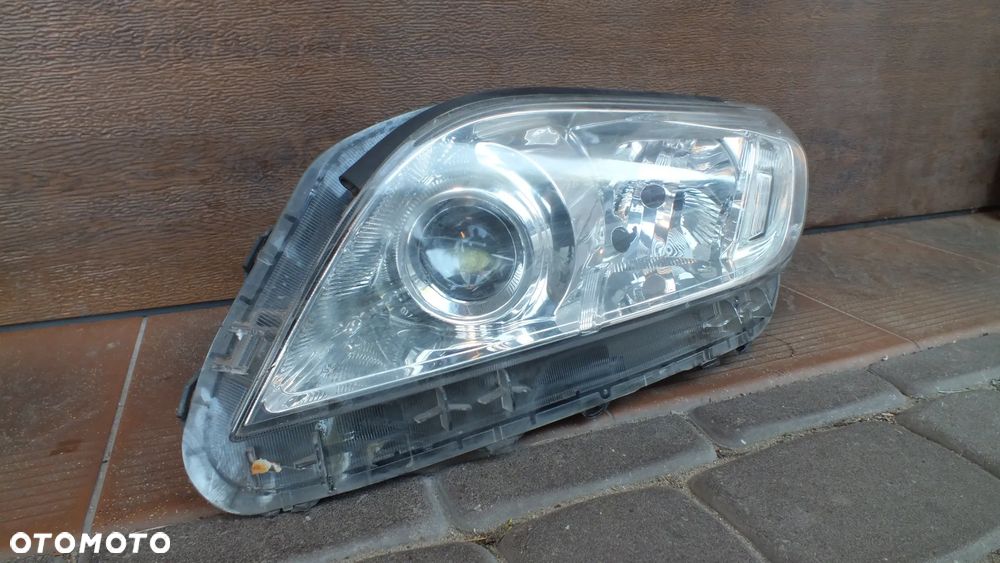 Lampa przednia lewa Toyota Rav IV III Lift - 2