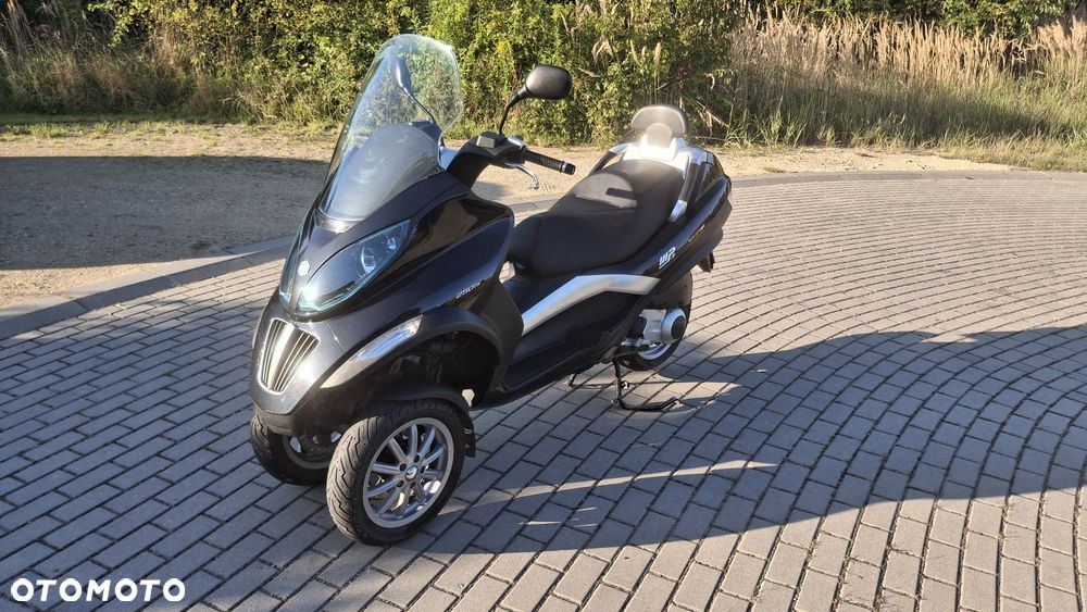 Piaggio MP-3 - 2