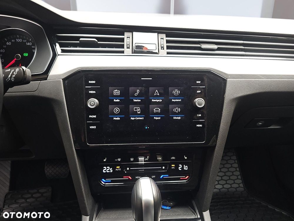 Volkswagen Passat Variant 1.5 TSI EVO Business DSG - 18