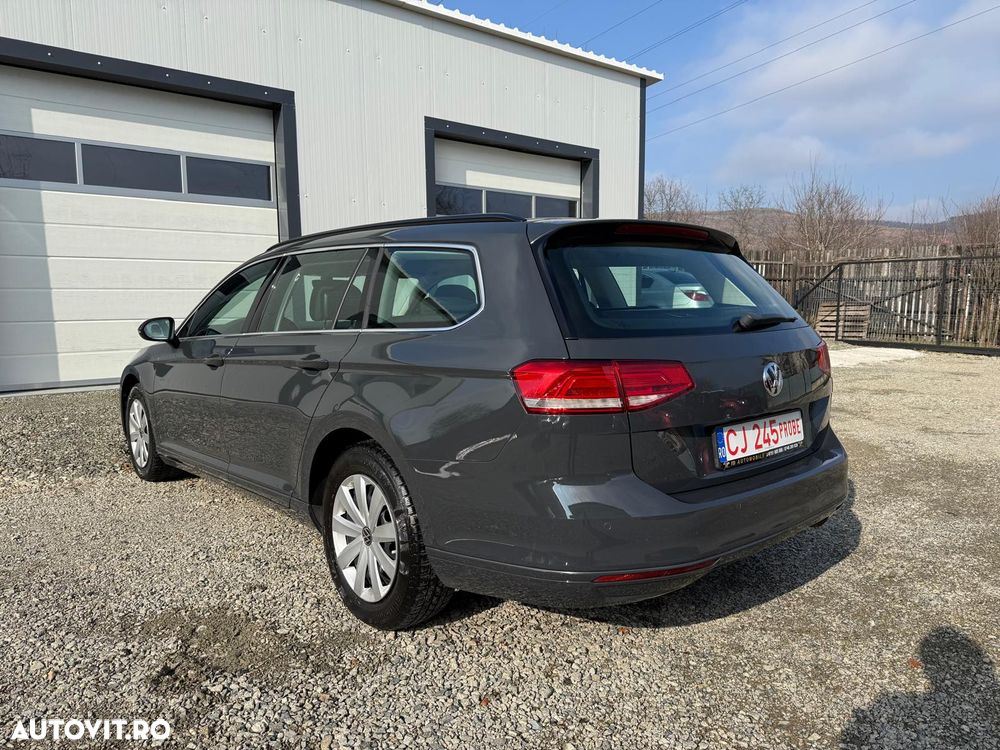 Volkswagen Passat 2.0 TDI SCR Comfortline - 4