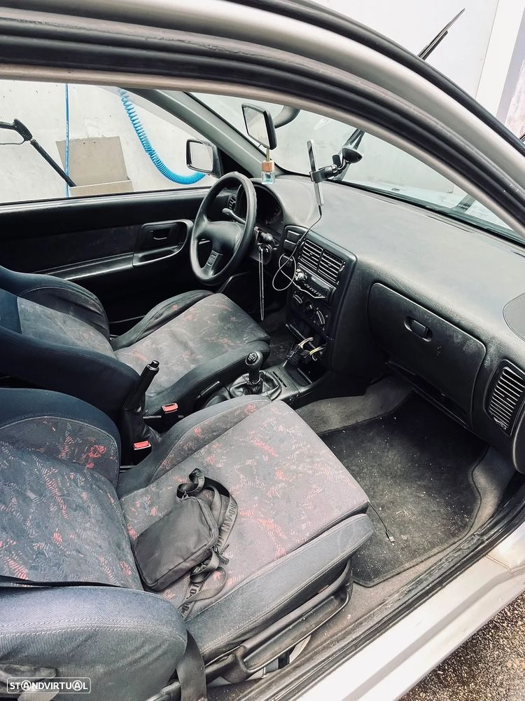 SEAT Ibiza 1.9 TDi Latino - 2