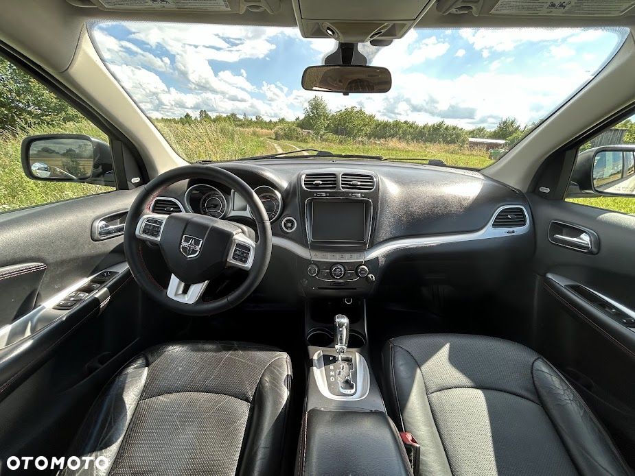 Dodge Journey - 8