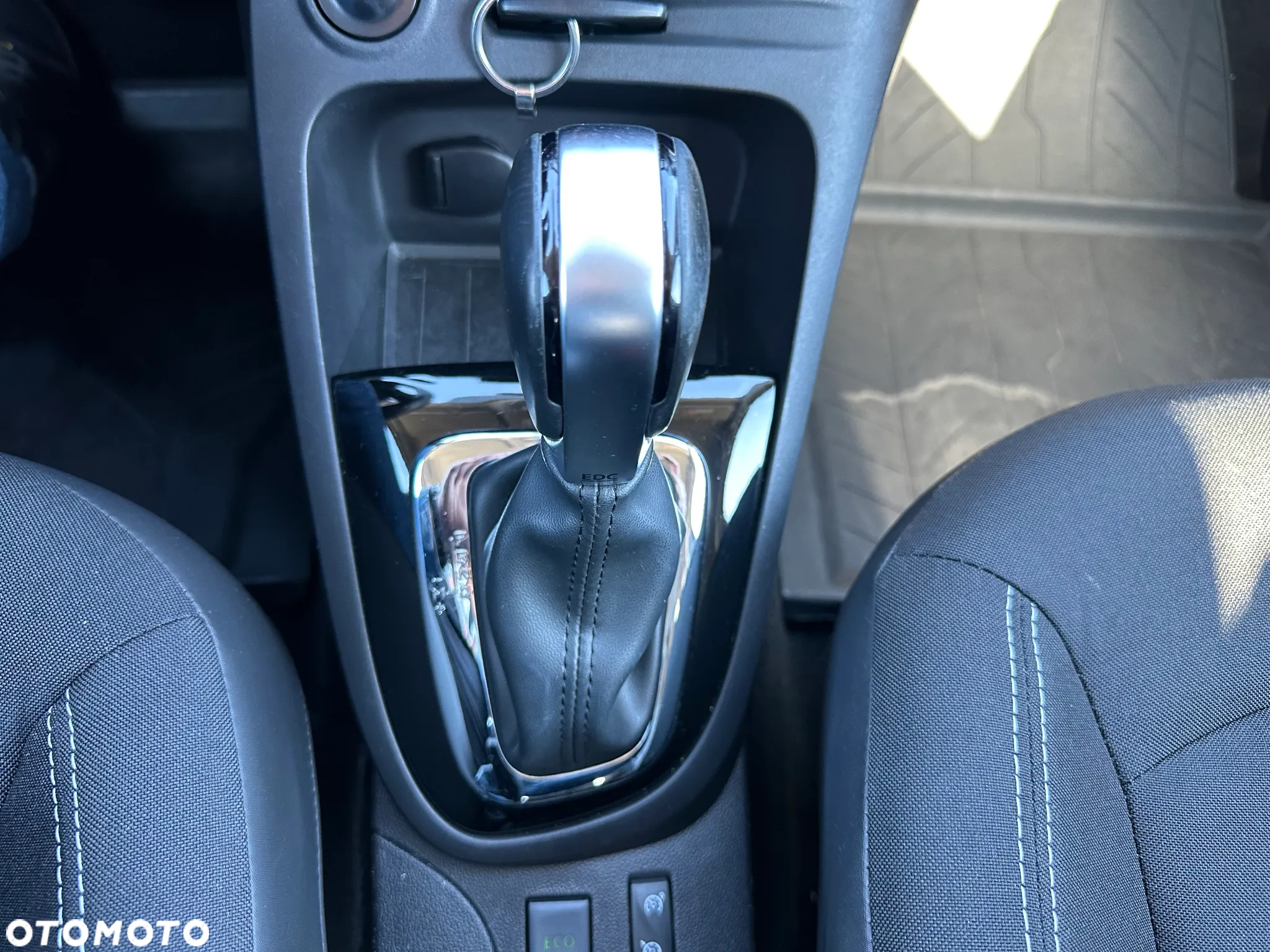 Renault Captur 1.2 Energy TCe Limited EDC - 14
