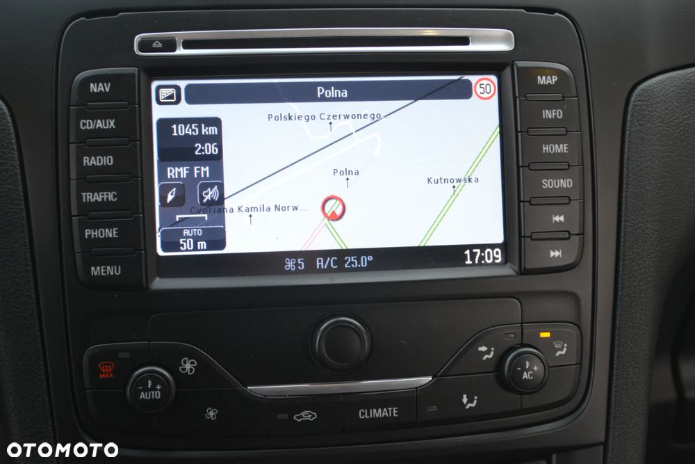 Ford S-Max 2.0 TDCi DPF Titanium - 32