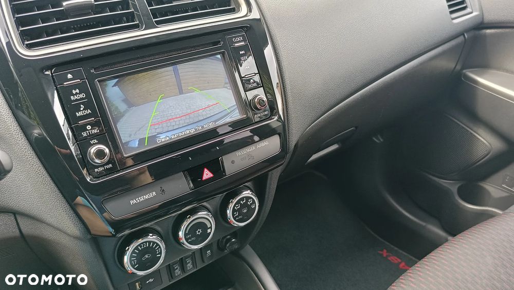 Mitsubishi ASX 1.6 Instyle - 8