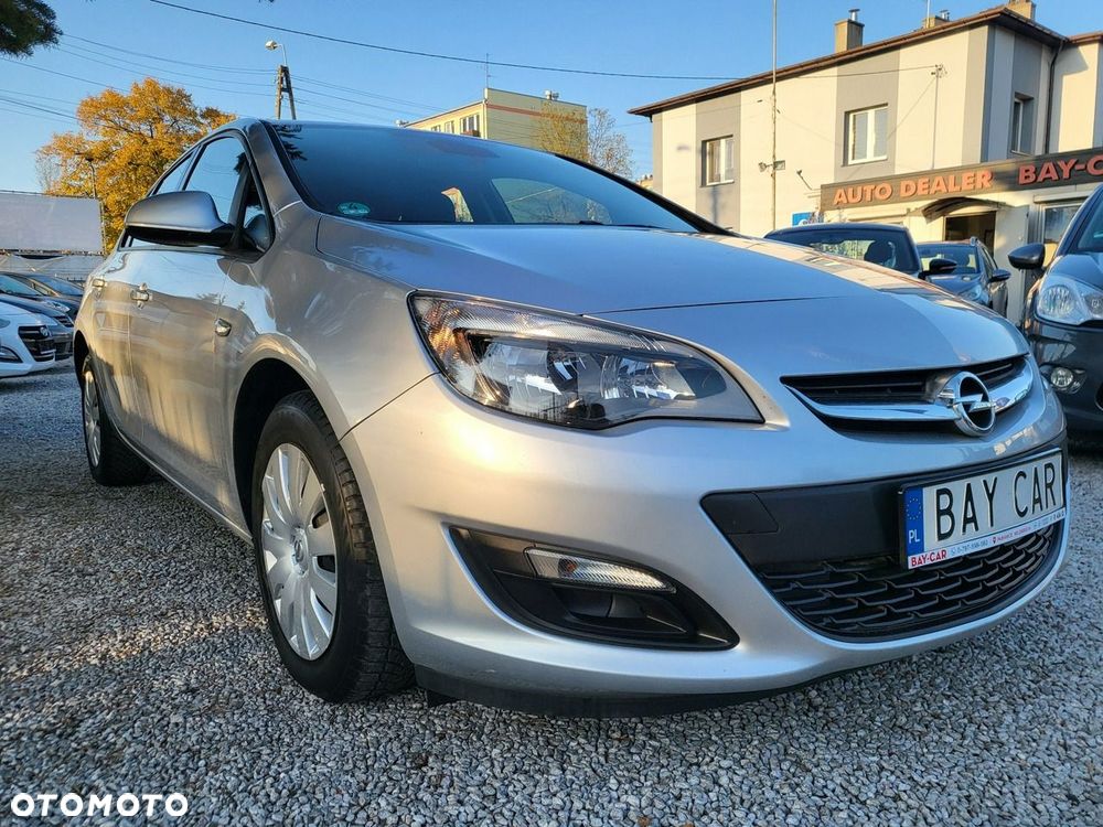 Opel Astra - 4