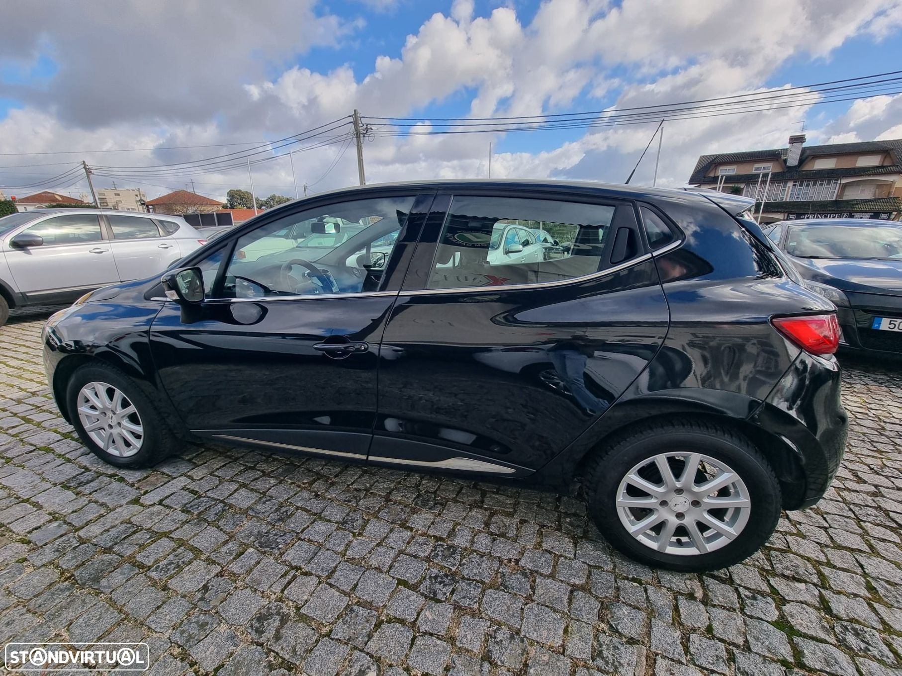 Renault Clio 1.5 dCi Dynamique S - 8