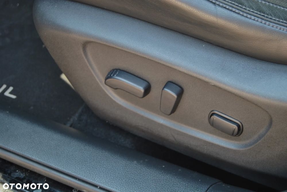 Nissan X-Trail - 15