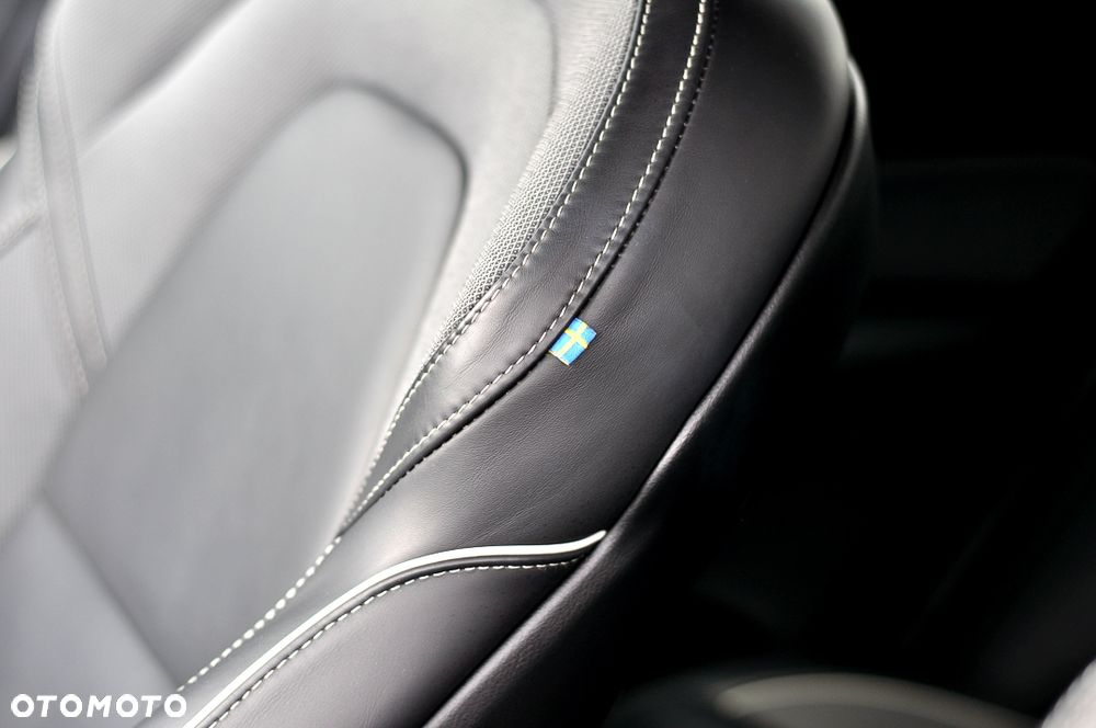 Volvo XC 60 B5 B R-Design - 21