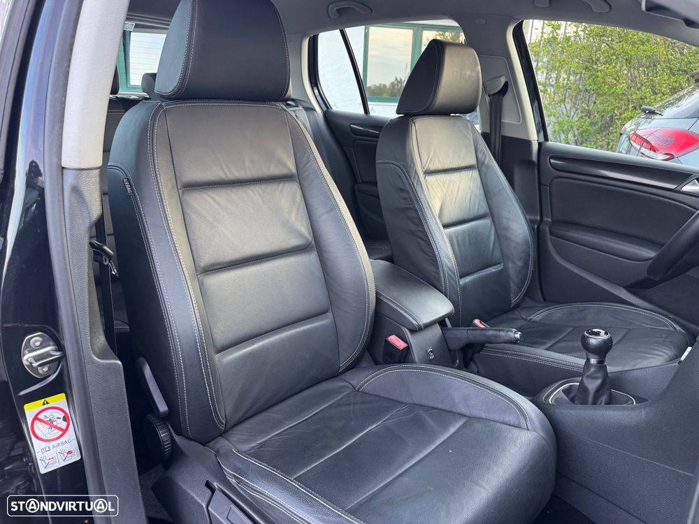 VW Golf 2.0 TDi Confortline - 38