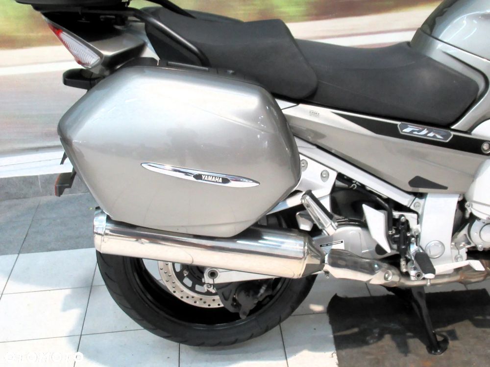 Yamaha FJR - 11