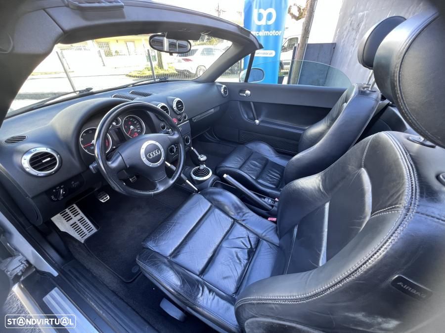 Audi TT Roadster 1.8 T - 20