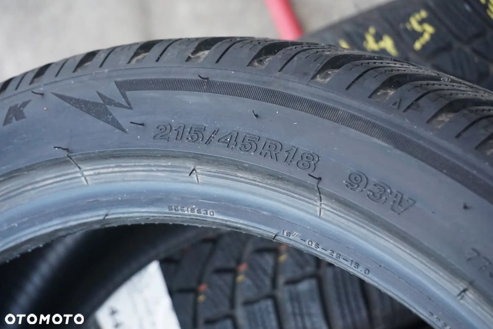 215 45 18 Bridgestone Blizzak 7mm - 9